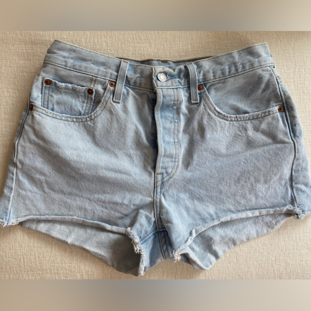 Levis high waisted 501 shorts